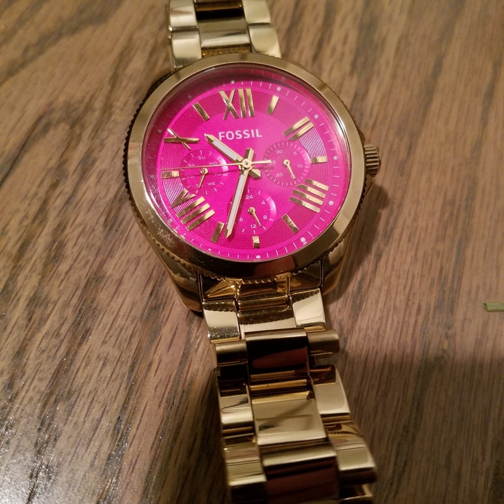 Fossil Gold Watch - Picture 2 of 4
